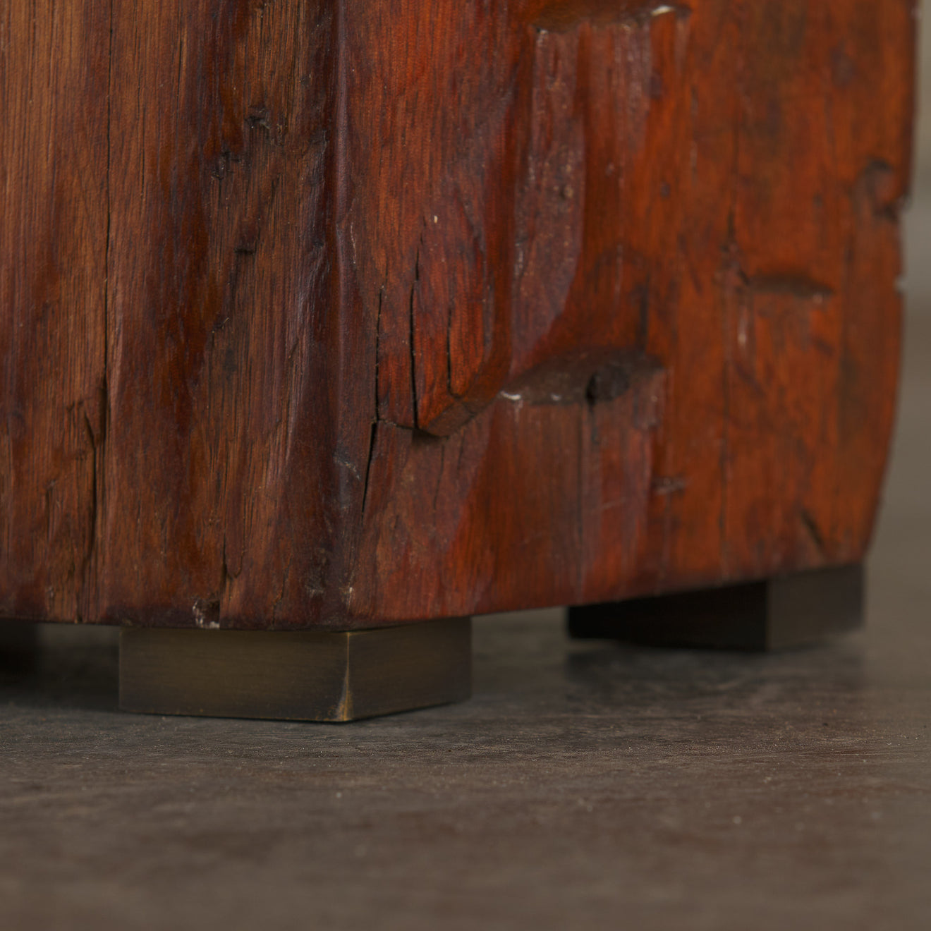 BCW HEALING SIDE TABLE